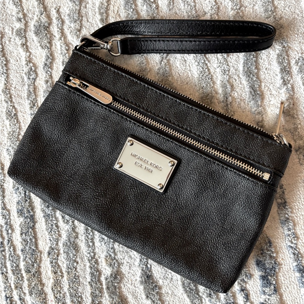 Michael Kors Wristlet